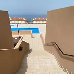 Appartement Overlooking On Atlantic Ocean